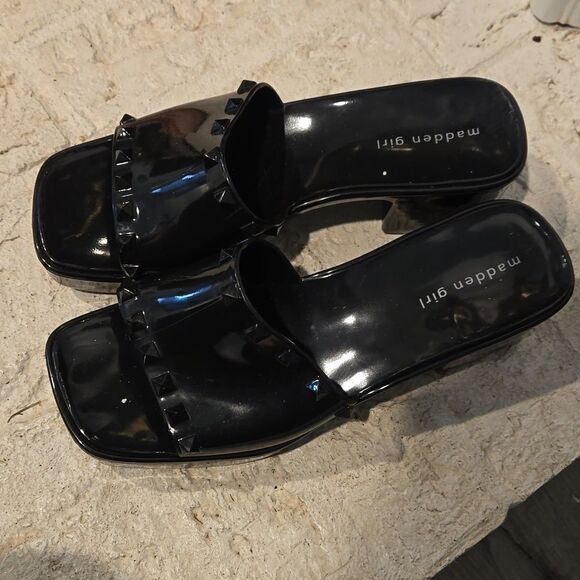 Maddin girl shoes size 7.5 - Picture 2 of 5